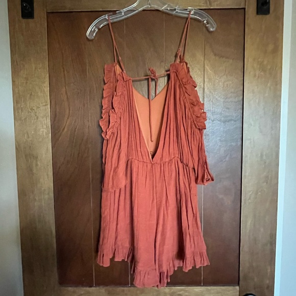 Boutique Burnt Orange Romper! - Picture 3 of 4